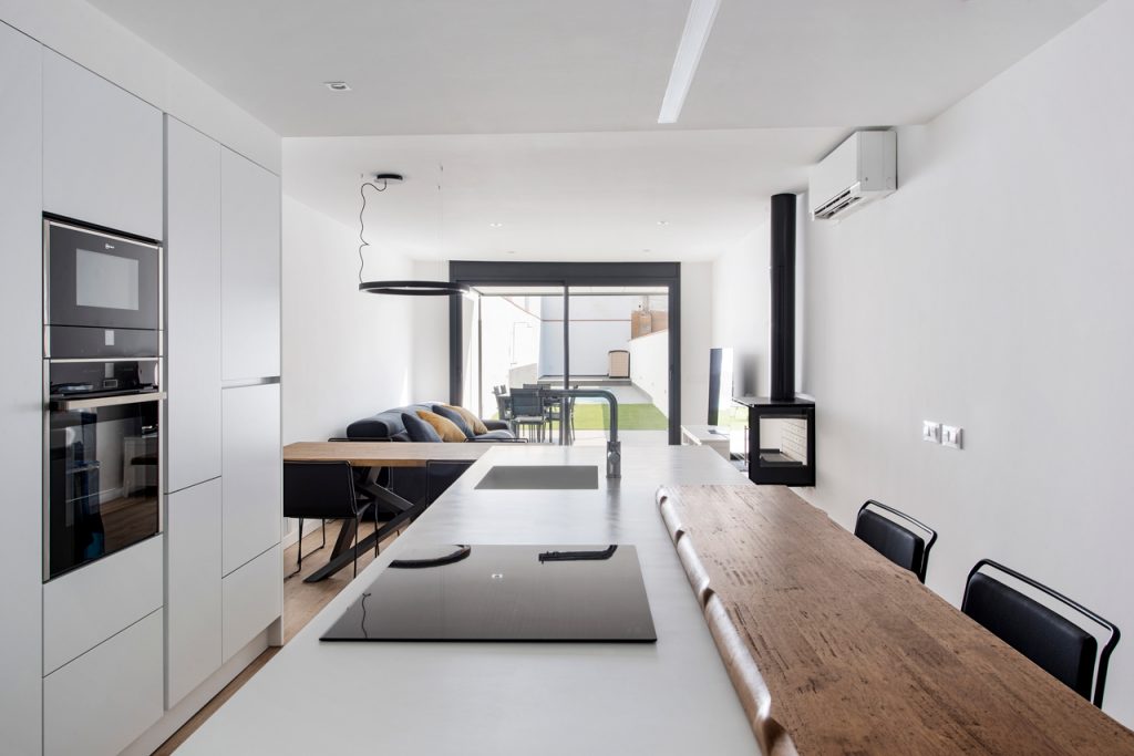 A_C.-LLOBET-40_-1280-x-851mm