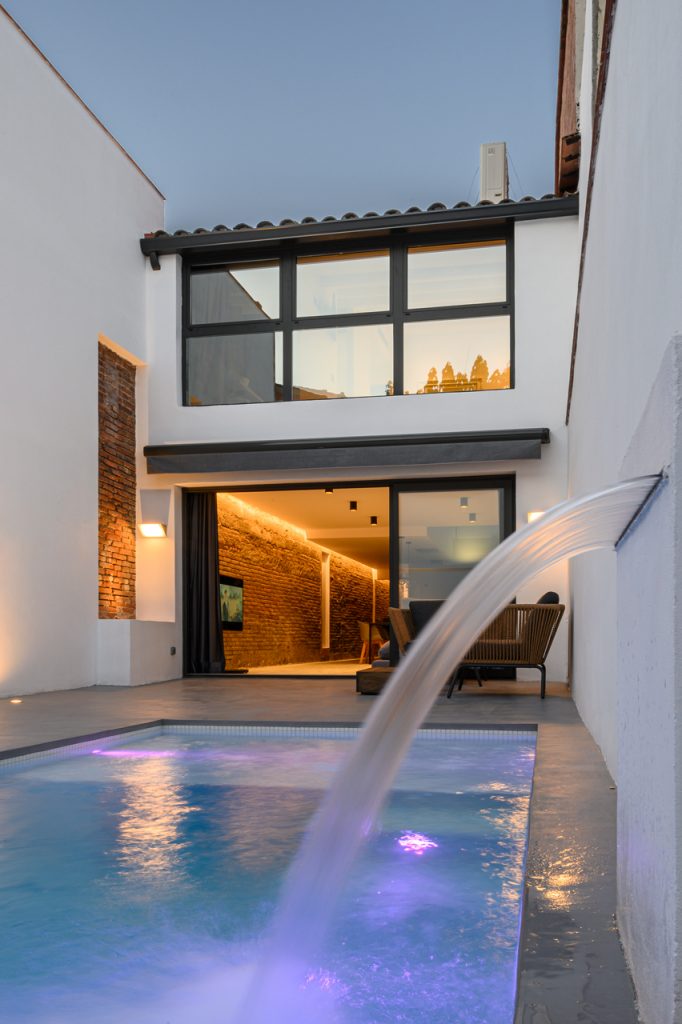 B_GÜELL-I-FERRER_899x1352mm