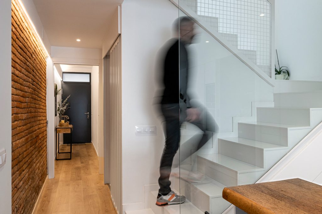 I_C.LLOBET-40_1358x903mm